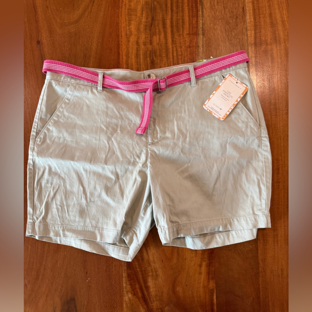 Dockers Women's Cargo Shorts with Pink Belt